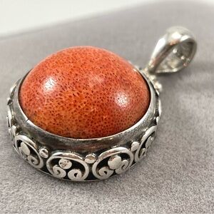 Stunning Unsigned 925 Sterling Silver Red Sponge Coral Statement Pendant